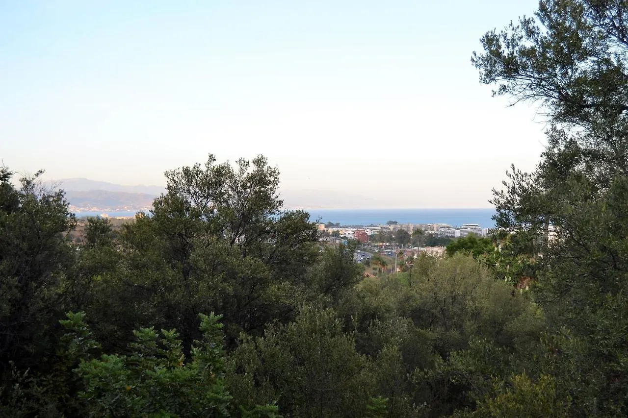 Suite Estudio Montana Τορρεμολίνος